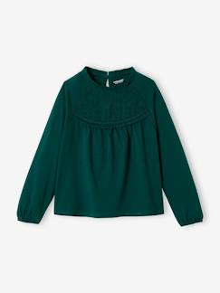 Camisola com detalhe em bordado inglês, para menina Camisola com detalhe em bordado inglês, para menina
