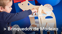 Brinquedos em Madeira