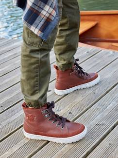 Calçado-Calçado menino (23-38)-Sapatilhas-Sapatilhas de cano subido, em pele, com atacadores e fecho, para menino