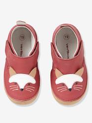 Sapatinhos para bebé em pele suave  