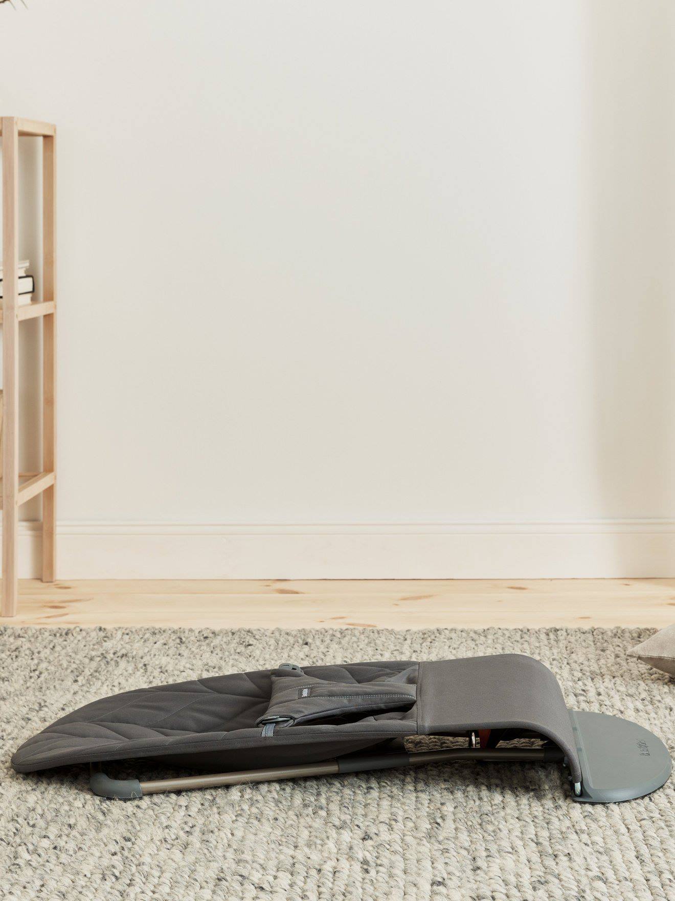 Espreguiçadeira fisiológica com baloiço natural, Bliss BABYBJORN antracite