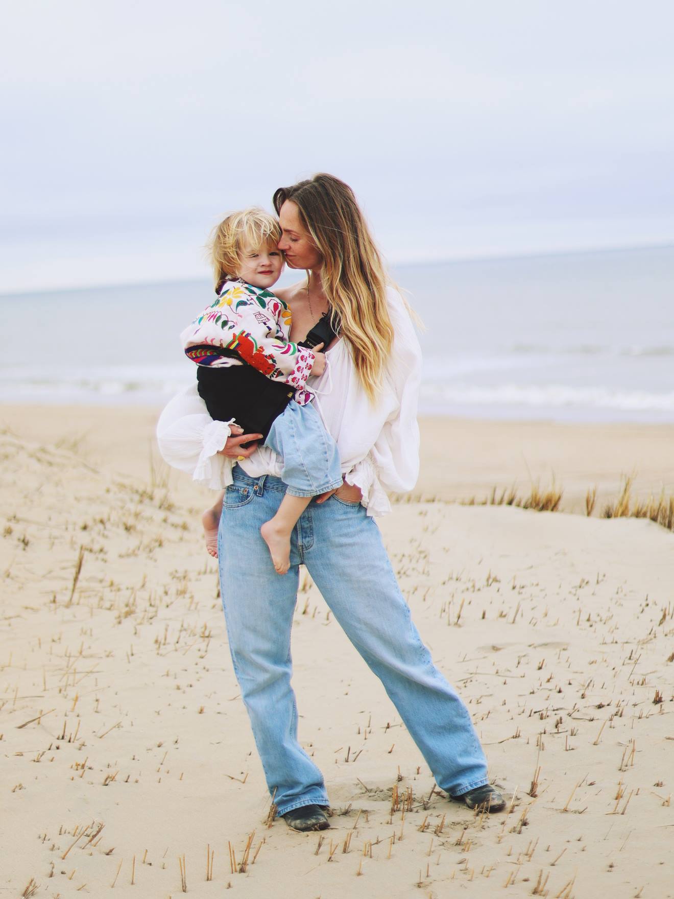 Porta-bebé e criança 9 meses - 4 anos preto
