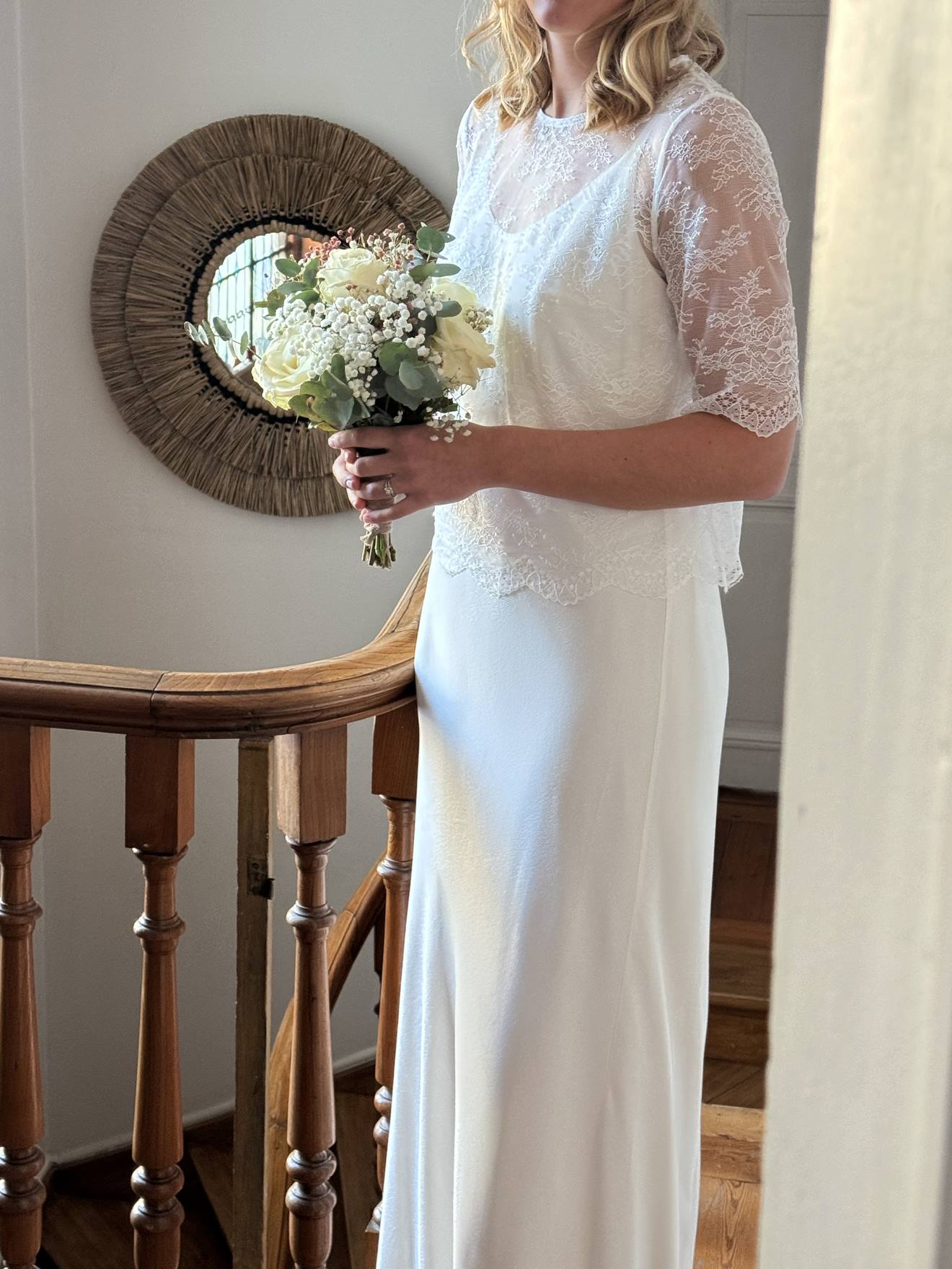 Vestido em crepe, coleção cápsula casamento, da ENVIE DE FRAISE cru