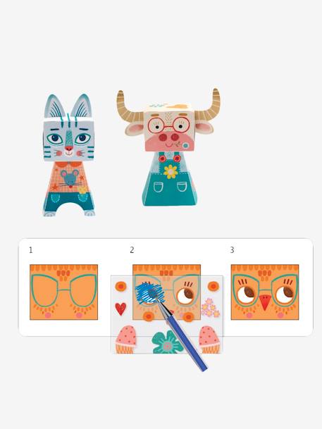 Animais em decalque, da DJECO BEGE MEDIO LISO COM MOTIVO 