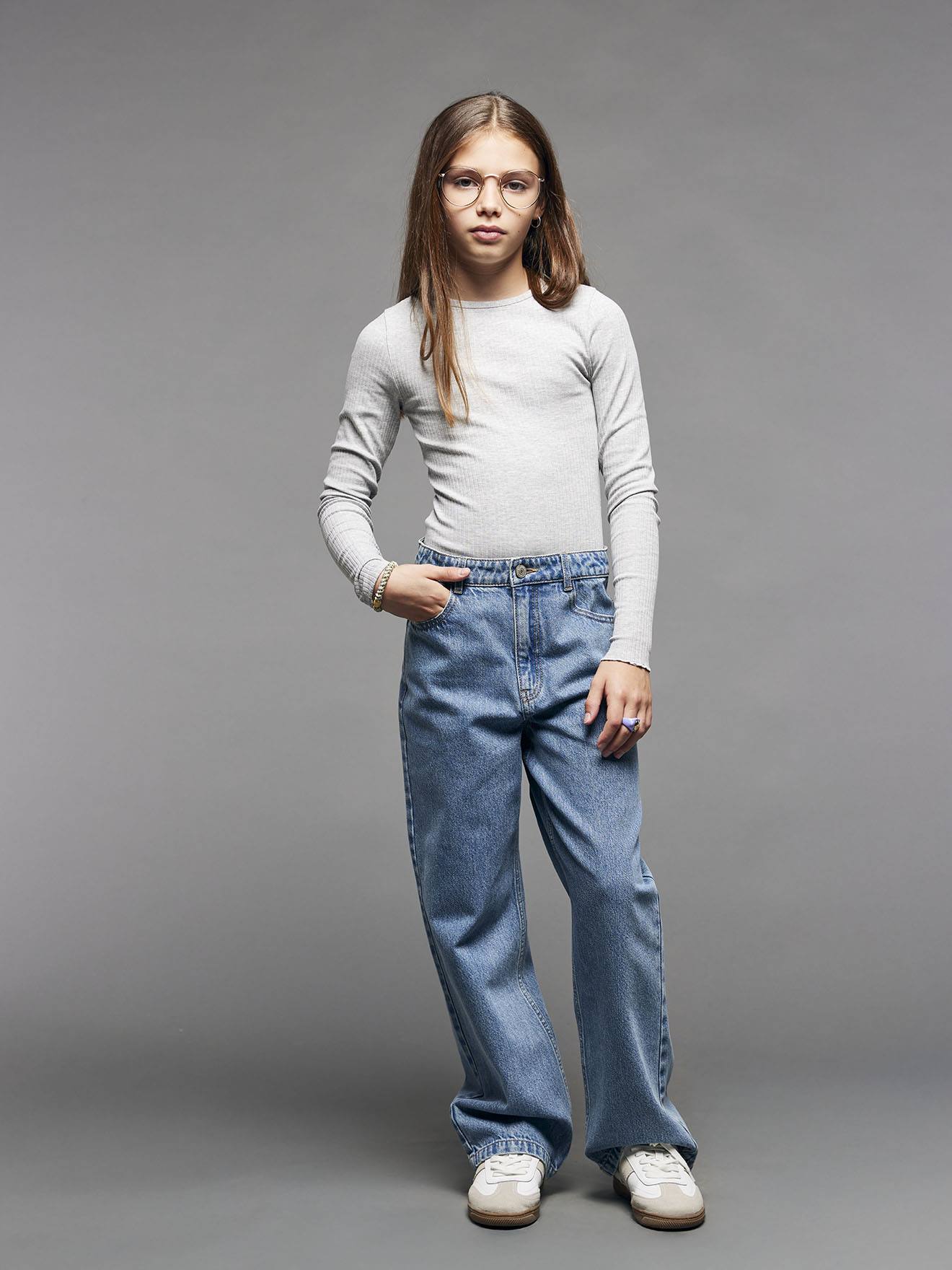 Jeans largos para menina JONEN.  azul medio
